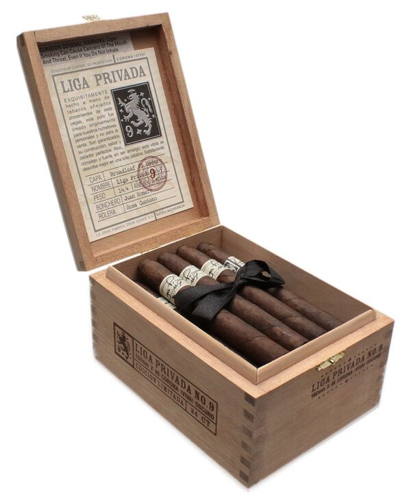 Liga Privada No. 9 Corona Viva